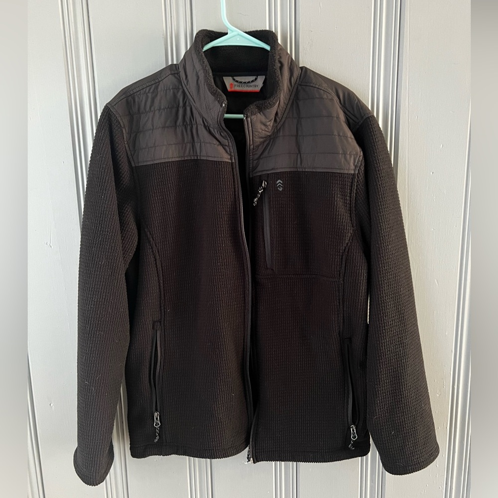 Free country lightweight jacket, large, black, great condition!